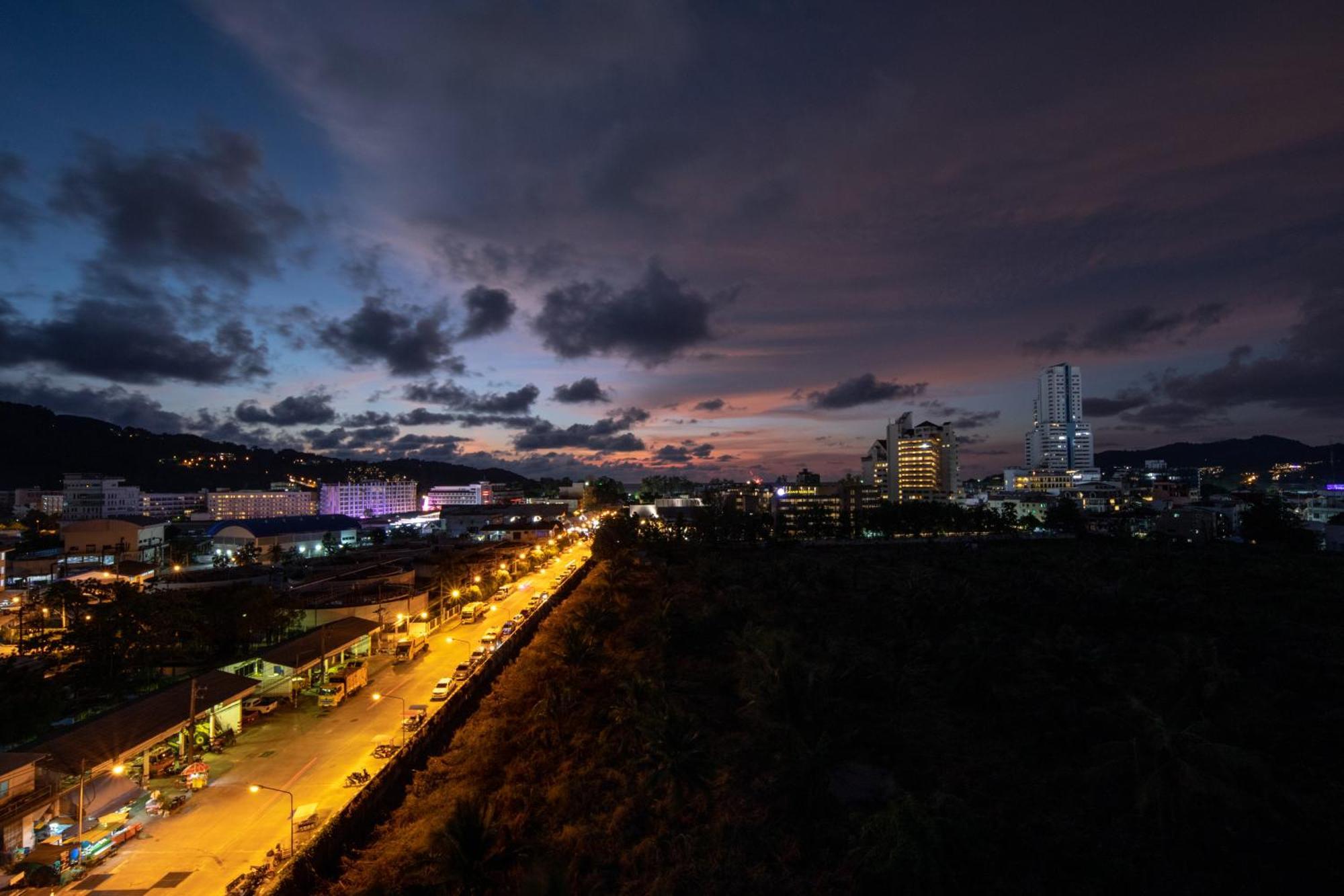 Patong Diamond Hotel Luaran gambar