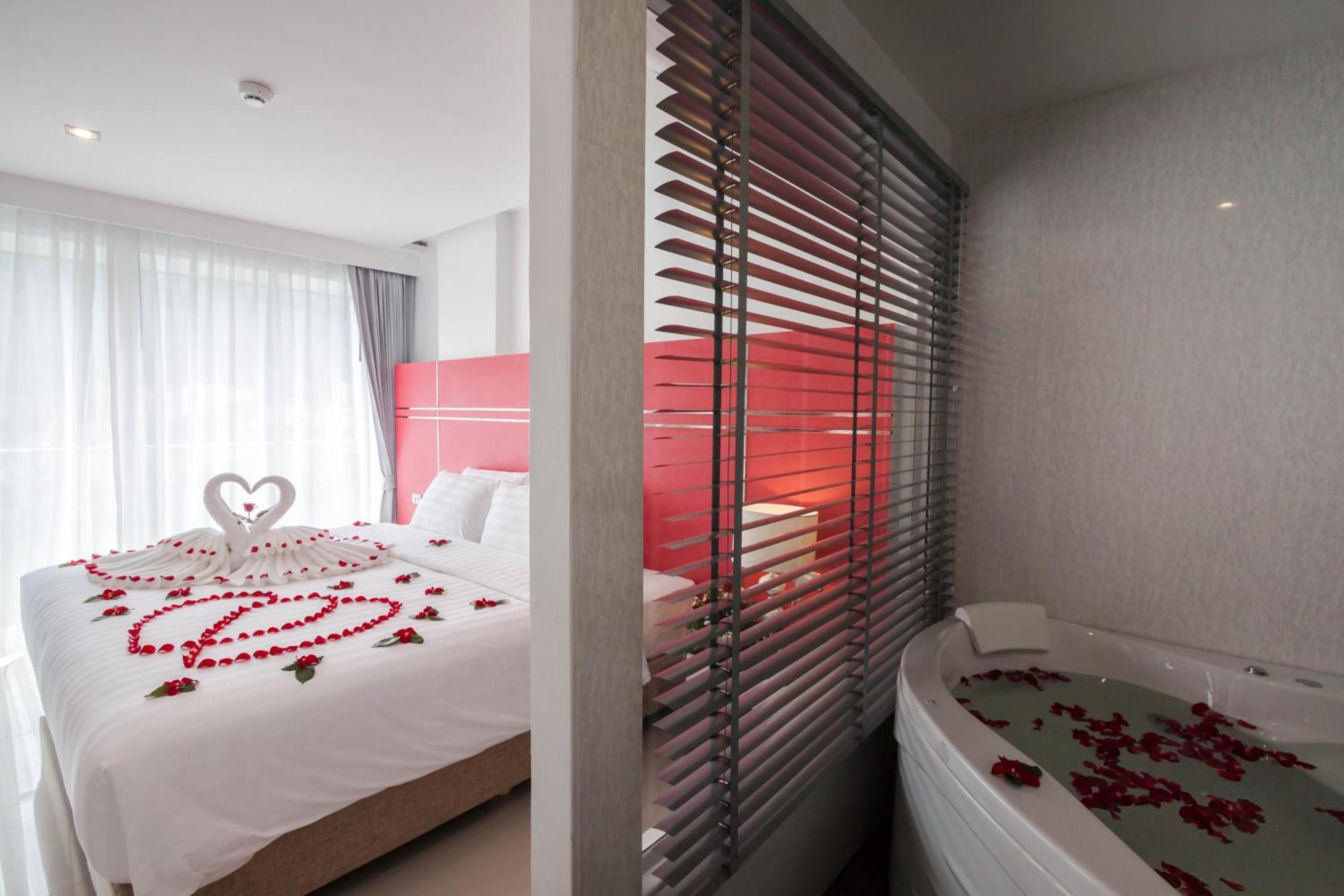 Patong Diamond Hotel Luaran gambar