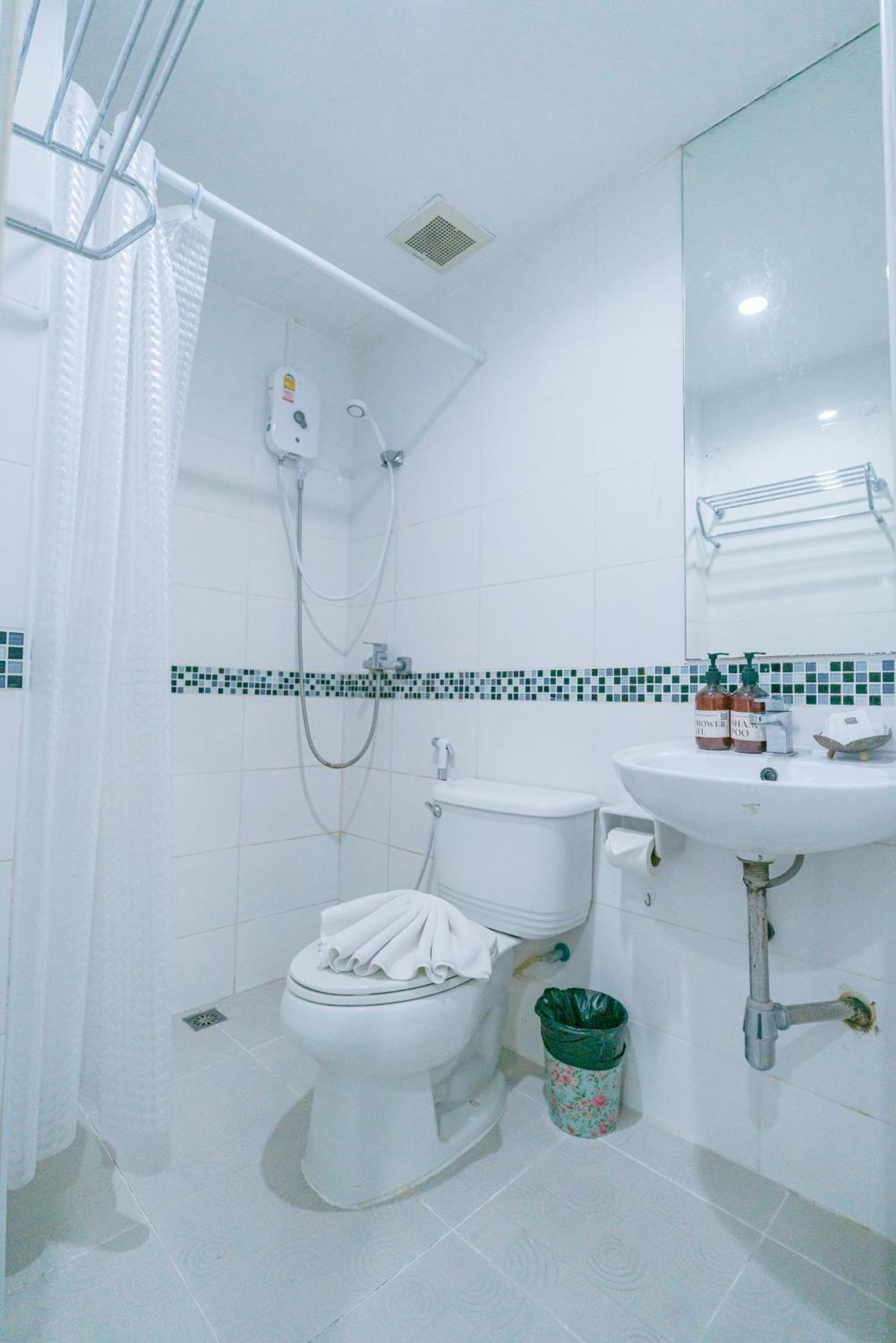 Patong Diamond Hotel Luaran gambar