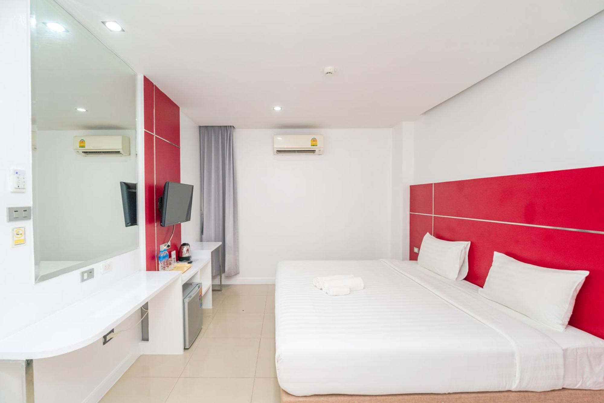 Patong Diamond Hotel Luaran gambar